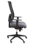 Silla de oficina Horna con mecanismo Sincro tapizada con Tela color Gris oscuro y malla color Negro. Equipada con lumbar 1D, Brazos 1D y Ruedas de parqué