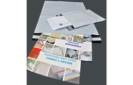 Intermark Bolsas Mensajería Estándar Plástico Opaco 250x350+40 Solapa Blanco - Interior Negro - Pack 100Ud