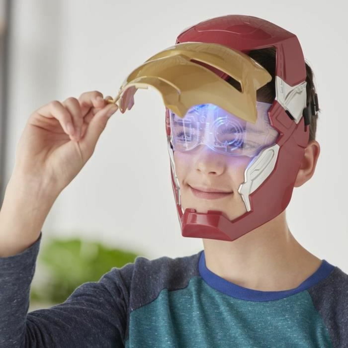 Hasbro Máscara Electrónica de Iron Man HAS1721206321494 con Visera Móvil y Efectos de Luz para Niños