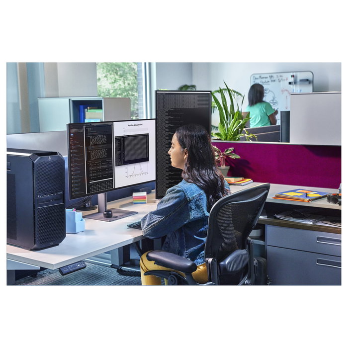 HP Z8 G5 Tower Workstation Fury, Procesador Intel Xeon W5-3423, 32 GB RAM, 1 TB SSD, Windows 11 Pro HP Z8 G5 Tower Workstation Fury, Procesador Intel Xeon W5-3423, 32 GB RAM, 1 TB SSD, Windows 11 Pro