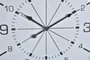 DKD Home Decor Reloj de Pared Loft Dorado Blanco Metal Cristal Brújula 60 x 60 cm