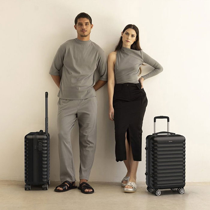 Numada Maleta de cabina mini XS negra 30l 55x36x19cm Numada Maleta de cabina mini XS negra 30l 55x36x19cm