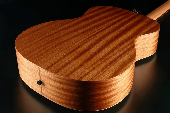 LAG Guitarra Acústica Lâg Auditorium Tramontane 70 - Natural, Folk, Abeto Engelmann Macizo, Caoba, Satinado LAG Guitarra Acústica Lâg Auditorium Tramontane 70 - Natural, Folk, Abeto Engelmann Macizo, Caoba, Satinado