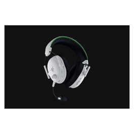 Razer BlackShark V3 Pro - Auriculares Gaming Inalámbricos y Alámbricos con THX Audio y Micrófono Boom para Xbox, PC, PS5, Blanco