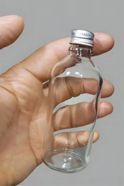 Hermia TU-100CC Juego de Botellas de Vidrio 100 ml Transparente y Plateado Set de 12 Piezas