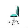 Silla de oficina Algarra con mecanismo Contacto permanente básico tapizada con Similpiel color Turquesa. Equipada con Base cromada, Sin brazosy Topes