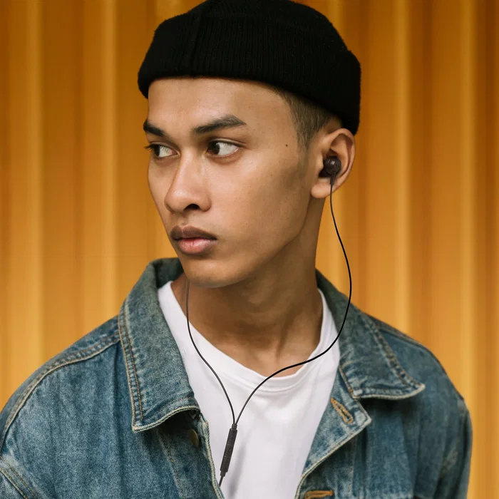 NGS CROSS DRIFT WHITE Auriculares Intrauditivos con Cable, Micrófono con Botón Multifunción y Control de Volumen para Llamadas y Música, Color Blanco