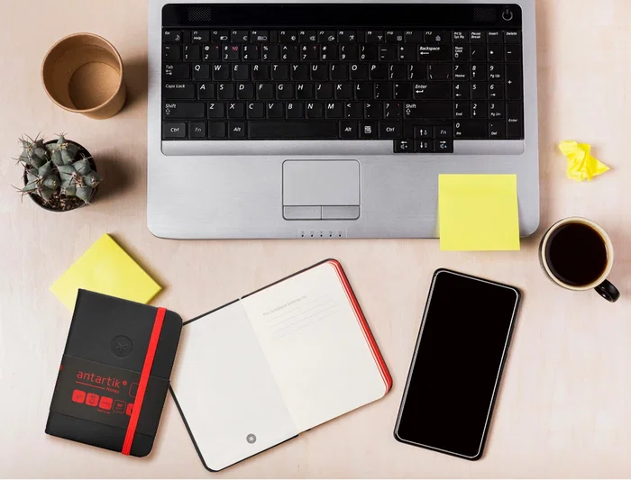 Antartik Cuaderno A7 Tapa Dura Hojas Lisas Negro y Rojo 80 Hojas 80gr FSC Antartik Cuaderno A7 Tapa Dura Hojas Lisas Negro y Rojo 80 Hojas 80gr FSC