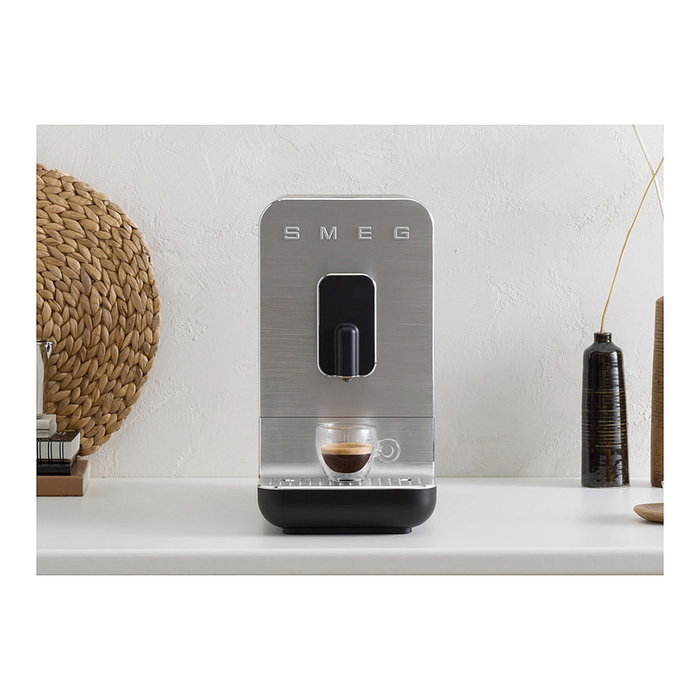 Smeg BCC11BLMEU Máquina Espresso Automática 1.4L 1350W Negro