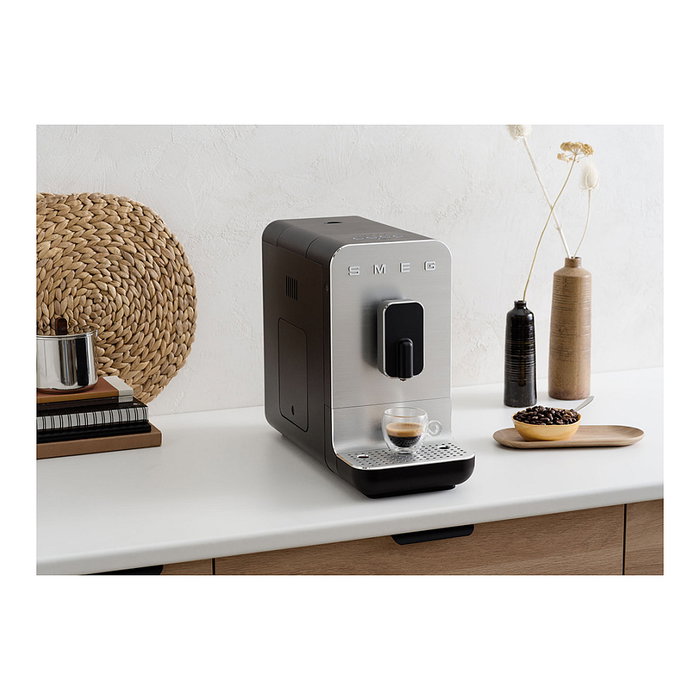 Smeg BCC11BLMEU Máquina Espresso Automática 1.4L 1350W Negro
