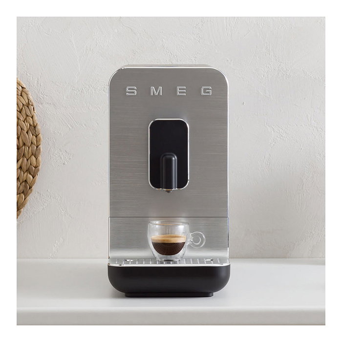 Smeg BCC11BLMEU Máquina Espresso Automática 1.4L 1350W Negro