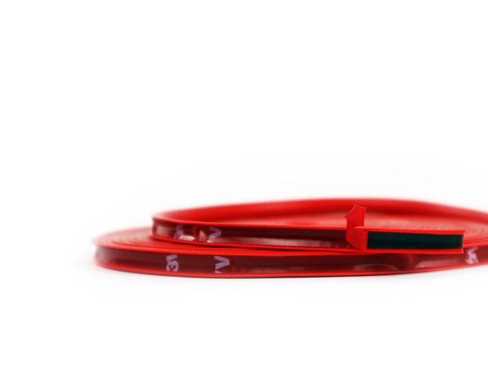 Occ Motorsport Protector de Llantas Rojo OCCDEC012 - 600 x 2 cm, Adhesivo 3M, para Evitar Arañazos de Bordillo, Decorativo