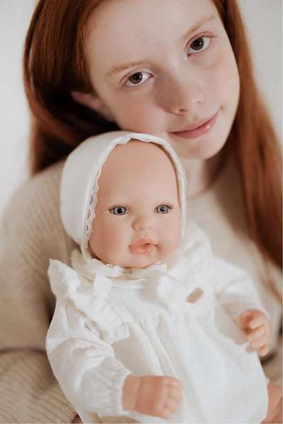 Muñecas Arias - Muñeca Reborn Camila 45cm, beige con manta y doudou, juguete de colección para edades 3 a 99 años