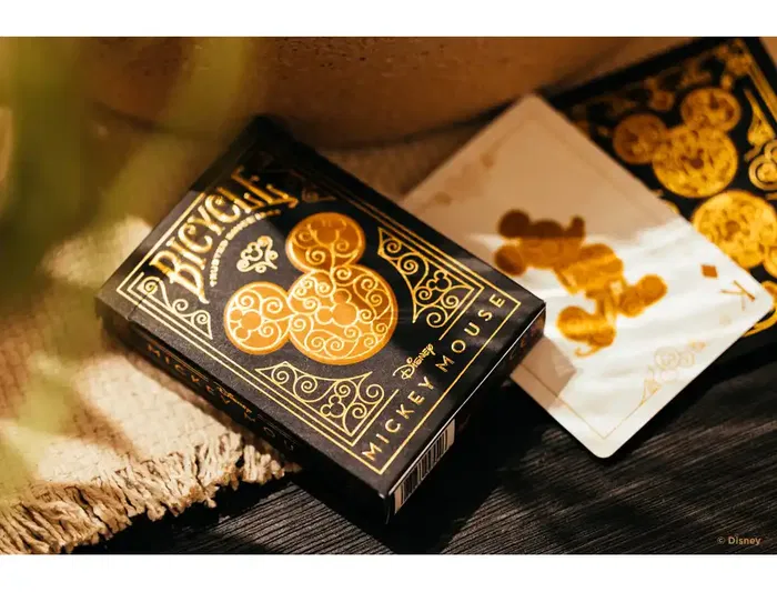 Fournier Baraja de Cartas Bicycle Disney Black and Gold Mickey, Lujo y Estilo con Estampado Dorado