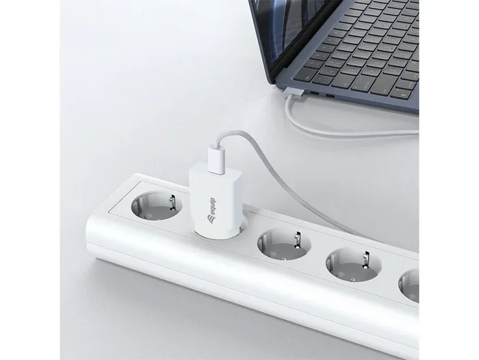 Equip Cargador USB-C GaN Slim 20W Blanco Equip Cargador USB-C GaN Slim 20W Blanco