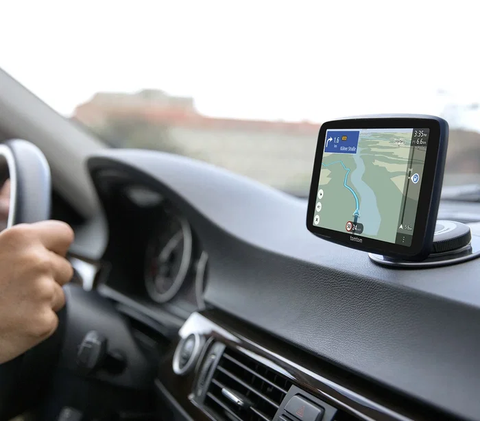Navegador GPS TomTom 1YF6.002.00 6"