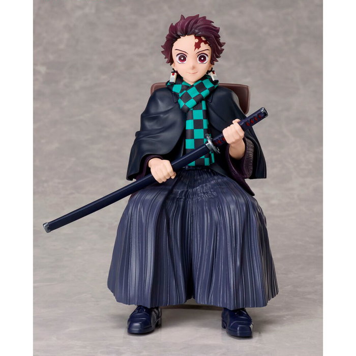 Aniplex Estatua Tanjiro Kamado Demon Slayer: Kimetsu no Yaiba 15 cm