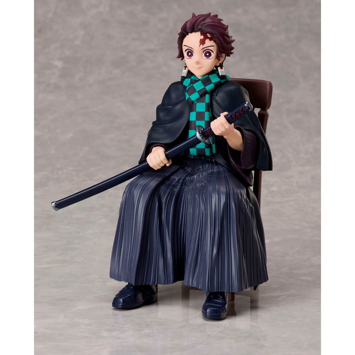 Aniplex Estatua Tanjiro Kamado Demon Slayer: Kimetsu no Yaiba 15 cm