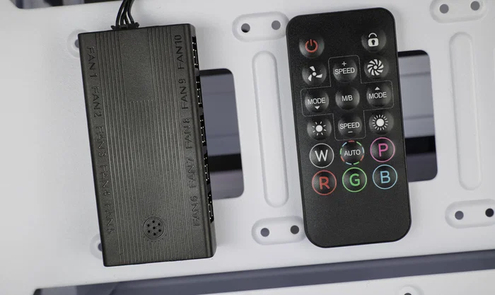 Hub ventilador interno mars gaming mfhub 10 en 1