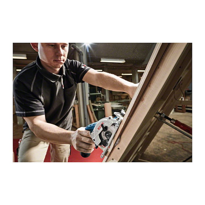 Bosch GKS 12V-26 Sierra Circular Inalámbrica 12V con 2 Baterías de 3Ah