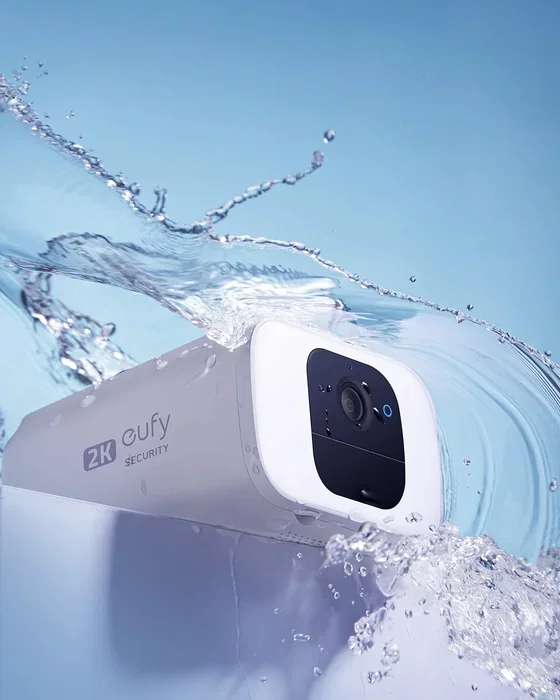 Anker Eufy Spotlight Cam Solar - Cámara de Seguridad Exterior 2K con Panel Solar