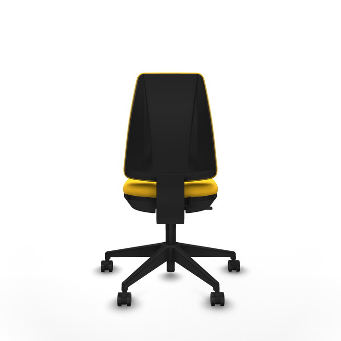 Silla de oficina Elche con mecanismo Contacto permanente básico tapizada con Similpiel color Amarillo. Equipada con Base piramidal negra, Sin brazos y Ruedas 65mm nailon