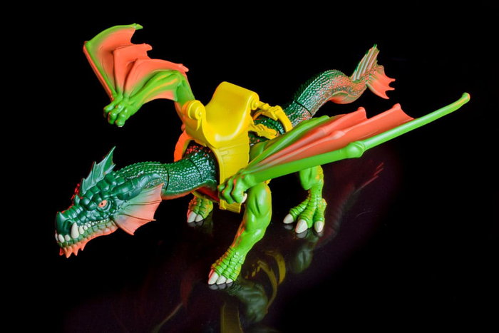 Legends of Dragonore Figura Scorchwing - Mother of the Forest 25 cm