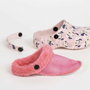 Cerdá Zapatillas de Casa Zueco Borreguillo Minnie Talla 32/33