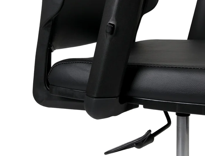 Q-connect Silla giratoria respaldo medio similpiel regulable en altura 980+100x630x625 mm color negro para oficina ergonómica 200 kg