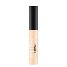 MAC Studio Fix 24 Hour Smooth Wear Corrector Líquido NW30