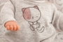 Antonio Juan Muñeca Kika Lagrimitas en Cama de Gatitos con Cojín Luna
