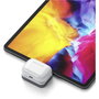 Satechi USB-C Wireless Charging Dock para AirPods, Blanco / Gris