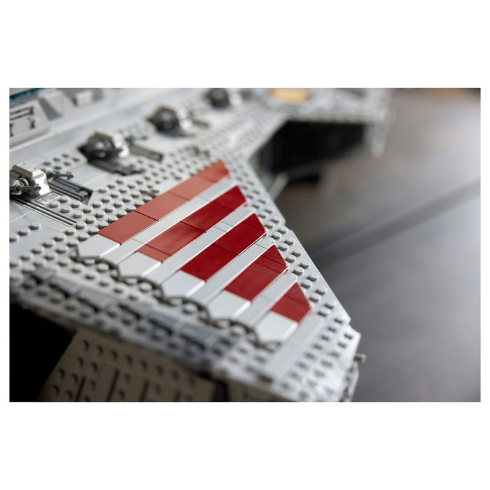 LEGO Star Wars Crucero de Ataque Clase Venator de la República 75367 5374 Piezas