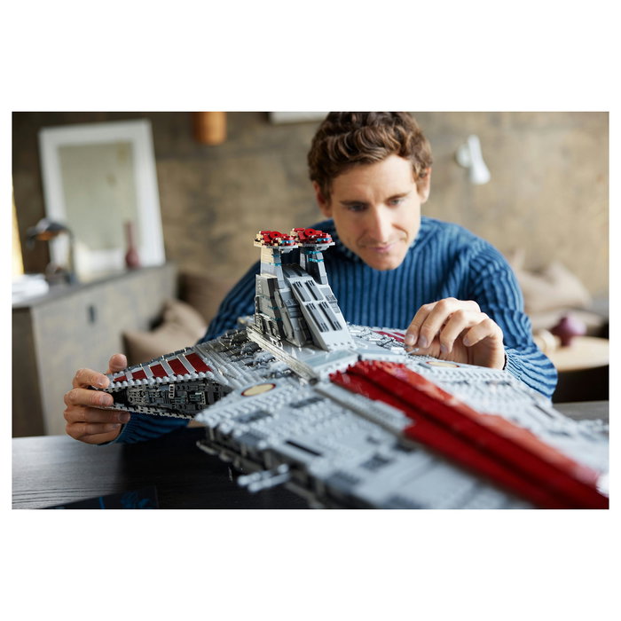 LEGO Star Wars Crucero de Ataque Clase Venator de la República 75367 5374 Piezas