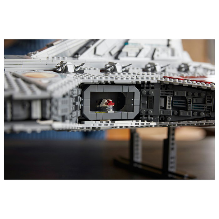 LEGO Star Wars Crucero de Ataque Clase Venator de la República 75367 5374 Piezas