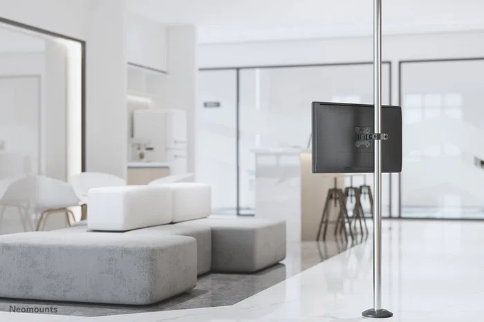 Neomounts FL40-430BL11 Soporte de Poste para TV hasta 32", 8kg, Movimiento Completo: Inclinación, Giro 180°, Rotación 360°, Compatible VESA 75x75 a 100x100 mm, Negro