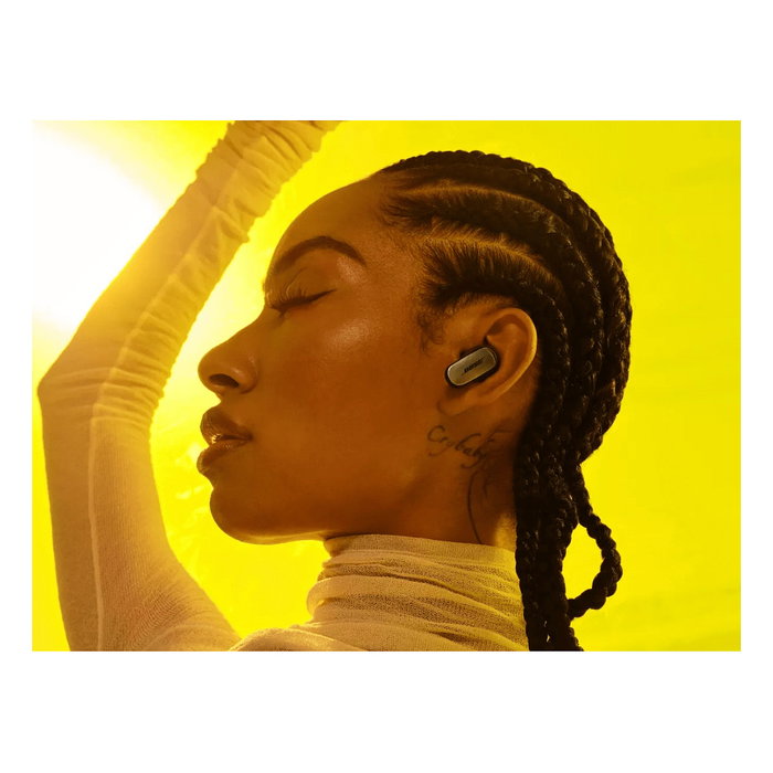 Bose QuietComfort Ultra Earbuds Auriculares Inalámbricos Intraurales Bluetooth 5.3 con Cancelación de Ruido y Carga Rápida - Negro
