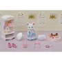 Sylvanian Families Maleta de moda y Ratón de malvavisco Hermana mayor. Juego de ropa con accesorios para niños y niñas a partir de 3 años.