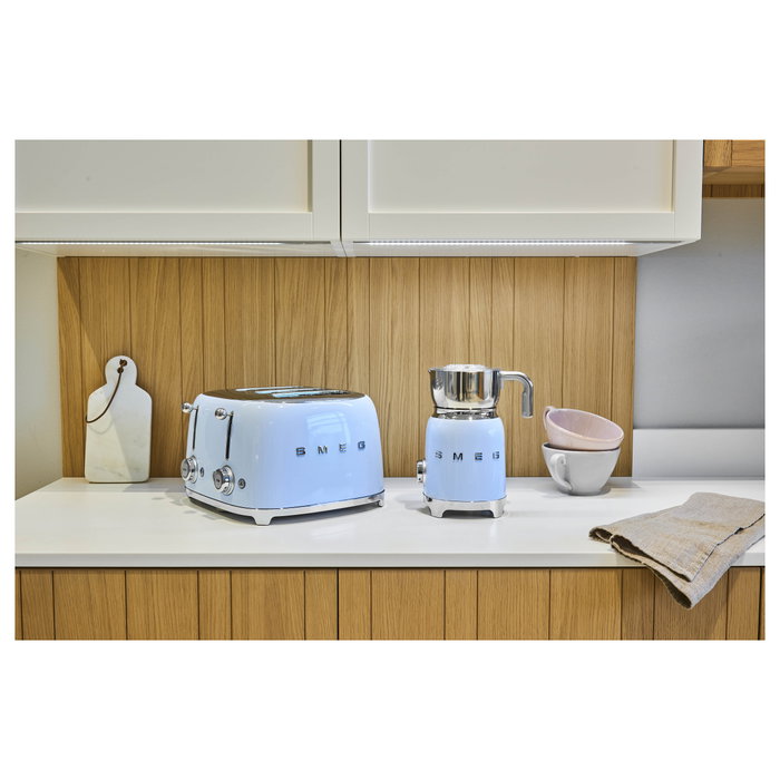 Smeg TSF03PBEU Tostadora 4 Rebanadas Color Azul Pastel Acero Inoxidable 50's Style 2000W Smeg TSF03PBEU Tostadora 4 Rebanadas Color Azul Pastel Acero Inoxidable 50's Style 2000W