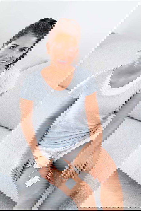 Beurer EM-70 Electroestimulador Digital Inalámbrico con Mando a Distancia para Tratamiento del Dolor, Estimulación Muscular y Masaje Beurer EM-70 Electroestimulador Digital Inalámbrico con Mando a Distancia para Tratamiento del Dolor, Estimulación Muscular y Masaje