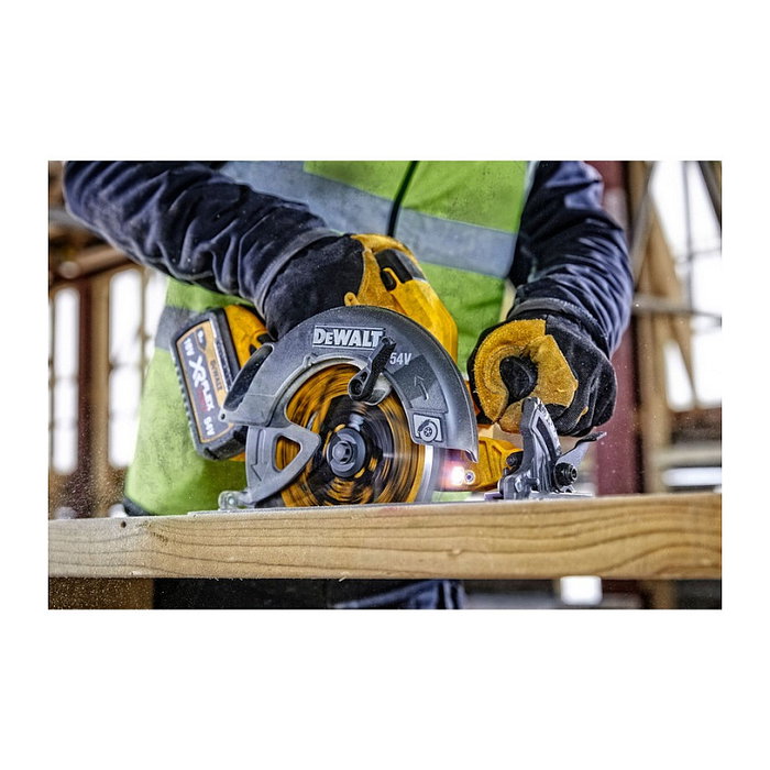 DeWalt DCS578NT-XJ Sierra Circular Portátil de 54V DeWalt DCS578NT-XJ Sierra Circular Portátil de 54V