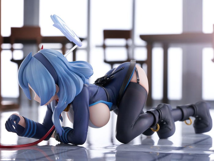 Ami Ami Blue Archive Estatua Ako Memorial Lobby Ver. 1/7