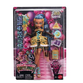 Mattel Muñeca Monster High 16 Cumpleaños Cleo 29x4,50x4 cm