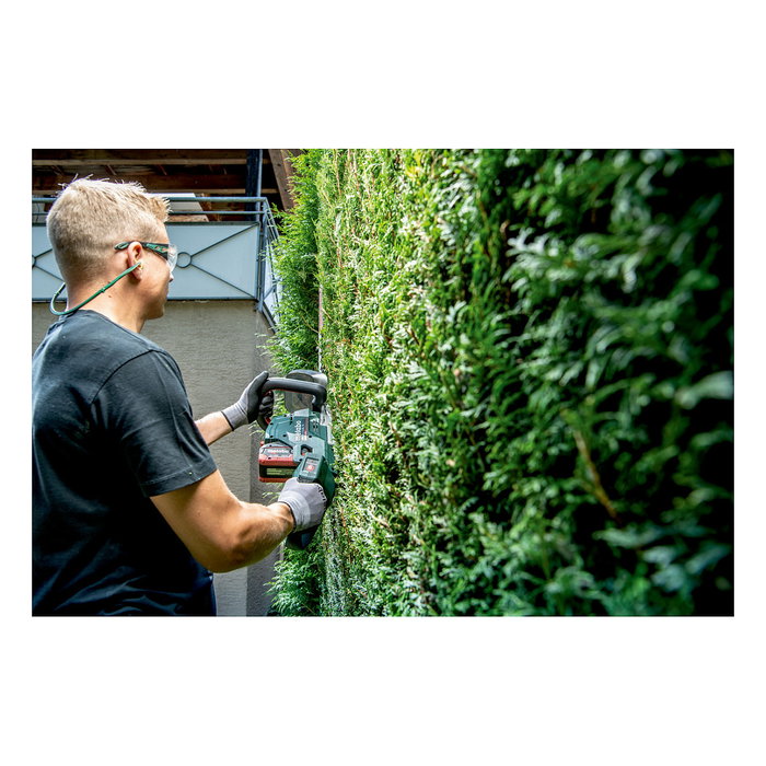 Metabo HS 18 LTX BL 65 Tijera de podar a batería de 18 V, hoja sencilla de 6.5 cm, corte hasta 2.1 cm, 3400 spm, 4.2 kg