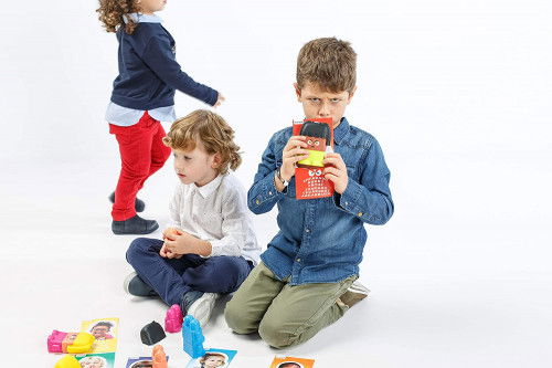Miniland Juego Emotiblocks 32350 - Figuras para Aprender Emociones con 6 Personajes Intercambiables y Actividades Miniland Juego Emotiblocks 32350 - Figuras para Aprender Emociones con 6 Personajes Intercambiables y Actividades
