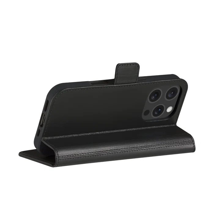 Dbramante1928 Copenhagen - Funda Folio de Cuero Negro para Apple iPhone 16 Pro (6.3") con Soporte, Cierre Magnético, Cargador Inalámbrico y Bolsillo para 3 Tarjetas