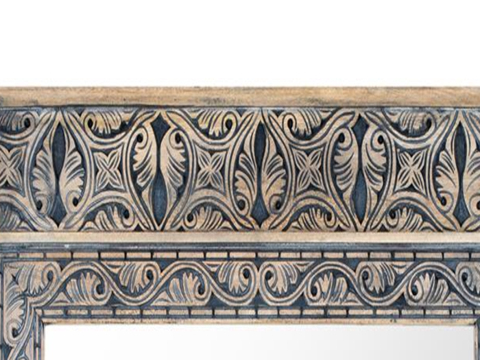 Giner y Colomer Espejo Enmarcado Madera de Mango Tallada a Mano Bicolor Natural y Azul 91x62 cm