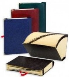 CARCHIVO Carpeta de acordeón de cartón forrado granate con 20 departamentos