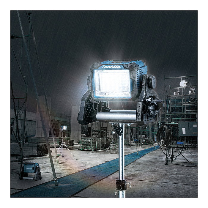 Makita DEADML811 Luz de Trabajo LED 31.5W Negro/Azul Makita DEADML811 Luz de Trabajo LED 31.5W Negro/Azul