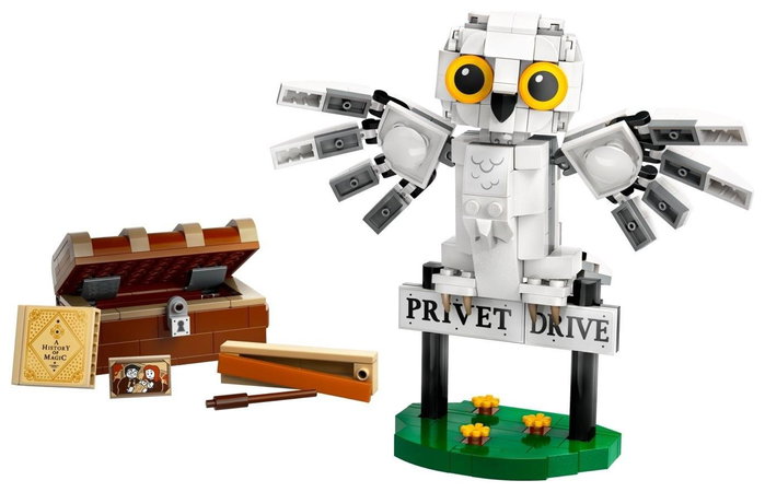LEGO Harry Potter Hedwig en el Número 4 de Privet Drive 76425